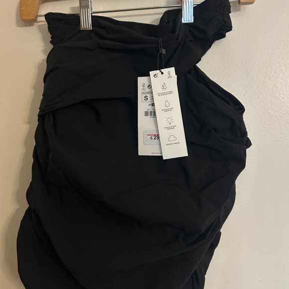 Zara Ruched Mini Skirt Black - Picture 4 of 4